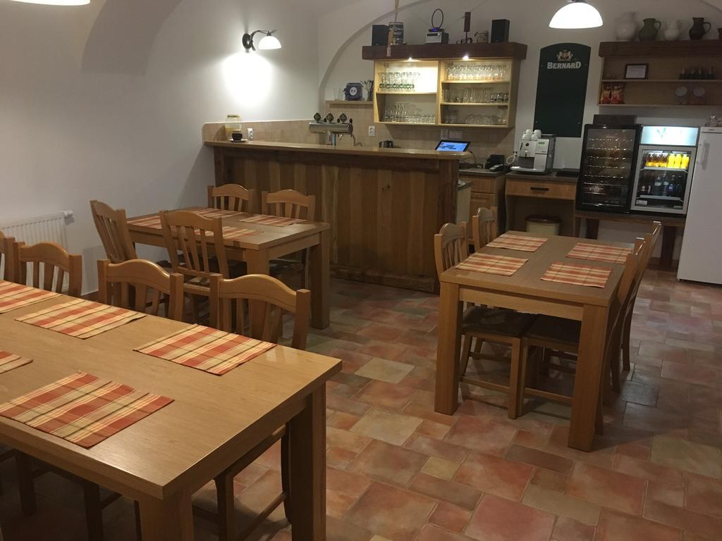 Penzion Bednaruv Dvur Bohusice Exterior foto